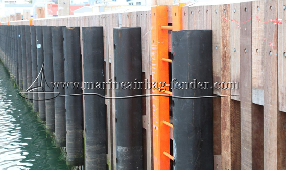 Nhựa cao su tự nhiên cao su bến tàu Marine D loại Fender cho tàu và bến tàu